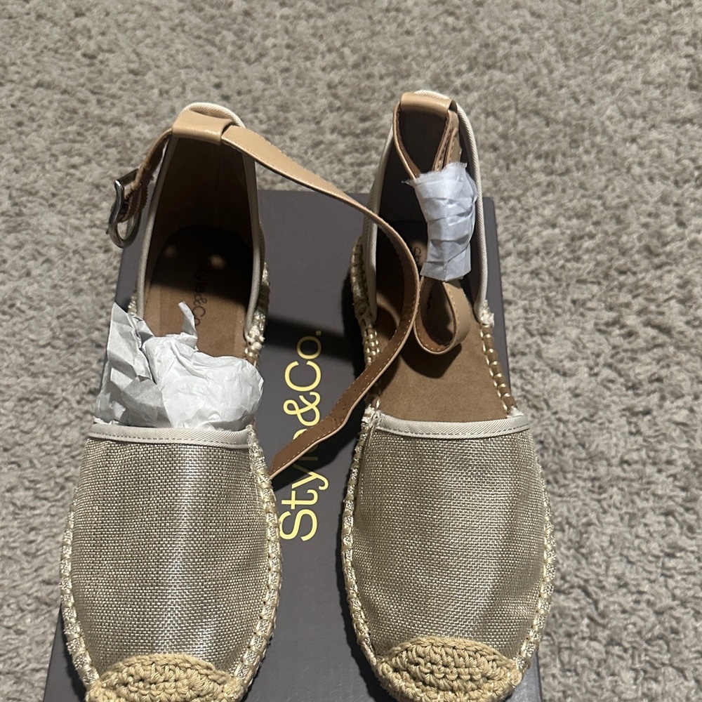 NWT Style & Co. Women's Tan Espadrille Sandals Size 7 NEVER WORN